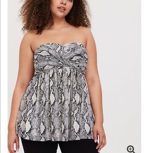 Torrid strapless top
